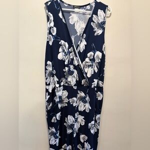 VENUS Navy and White Floral Dress